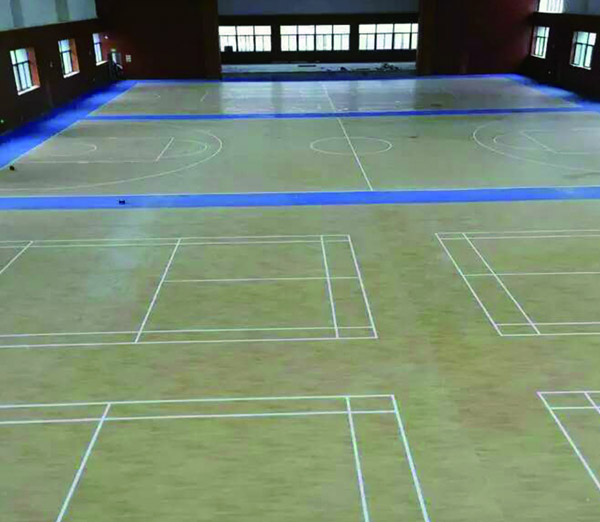 桂林理工大學(xué)籃球館地板